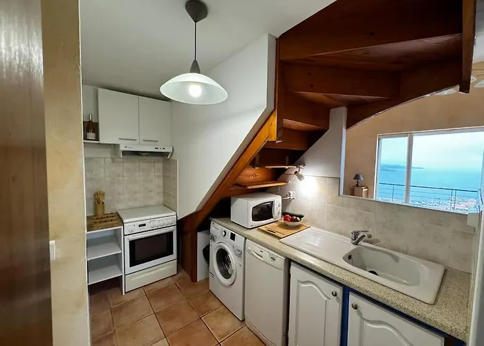 Apartamento T4 En Duplex, Vue Et Piscine *
