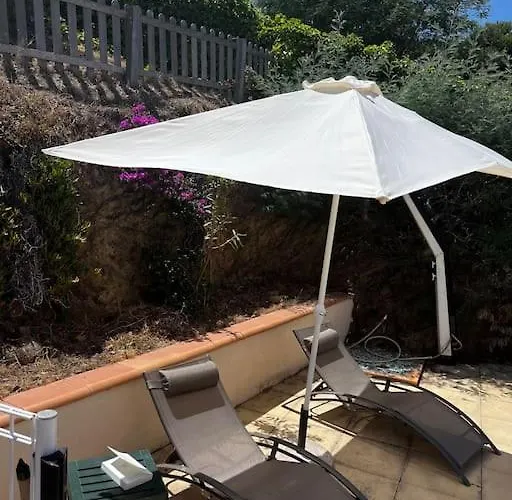 아파트 T4 En Duplex, Vue Et Piscine *